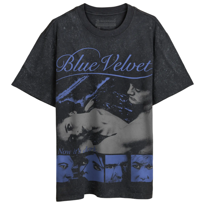 Dark gray, short-sleeved t-shirt with a ’Blue Velvet’ graphic print.