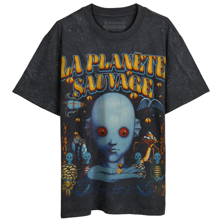 Dark gray vintage-style t-shirt with a colorful graphic print featuring a blue humanoid figure with red eyes and the text ’LA PLANETE SAUVAGE’.