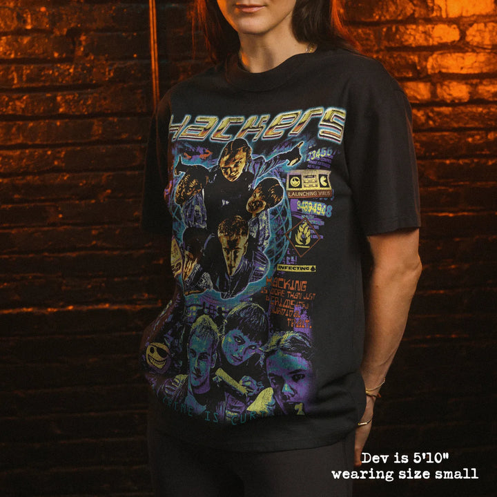 Model wearing heavy tee with hackers graphic 