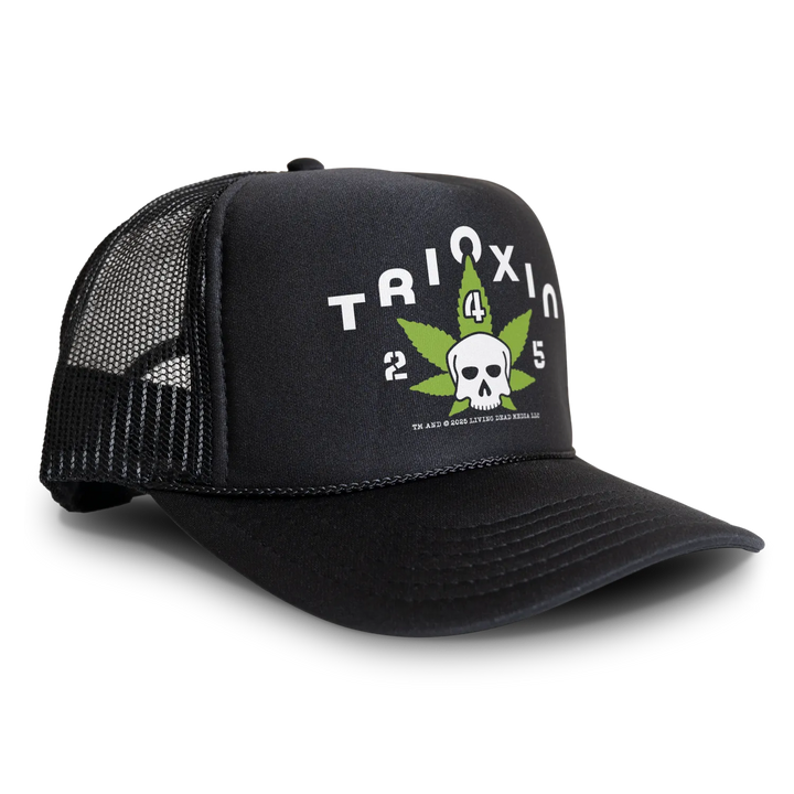 Black trucker hat.