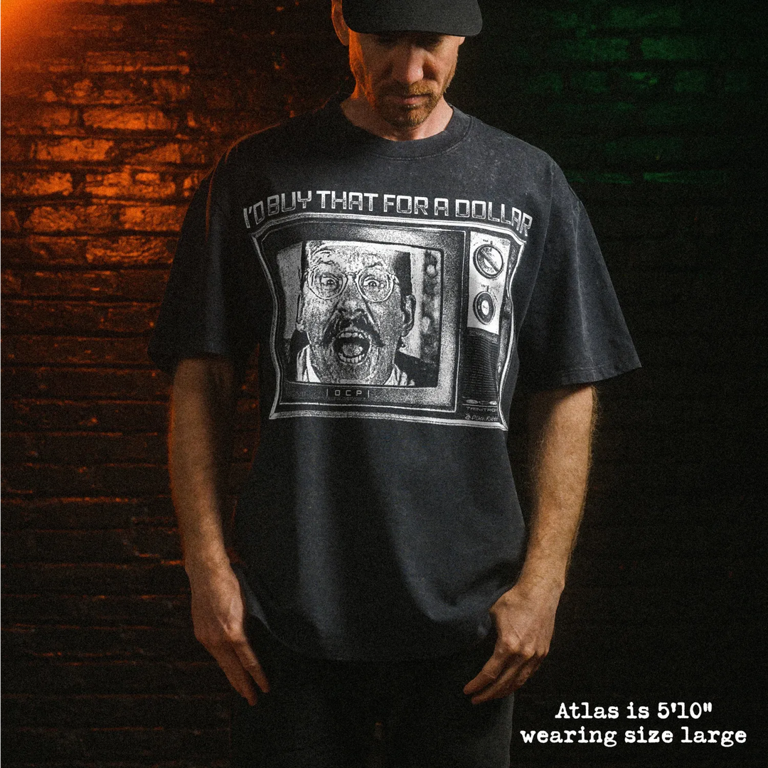 Male model wearing heavy stone washed tee with i&