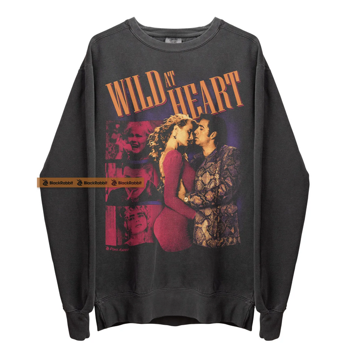 Gray ’Wild at Heart’ sweatshirt.