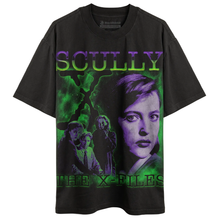 Black t-shirt with ’SCULLY THE X-FILES’ graphic print.