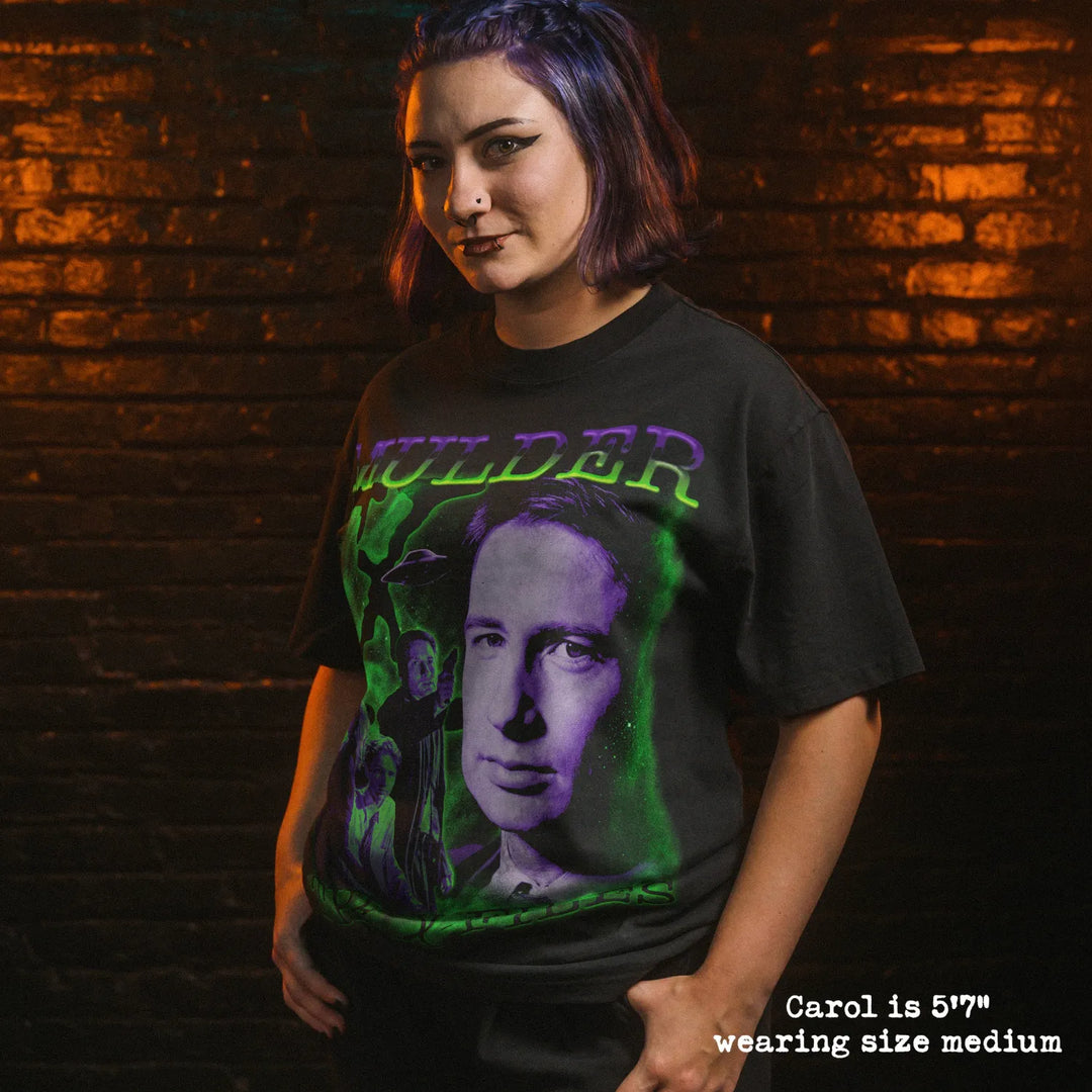 Model wearing heavy tee with mulder graphic 